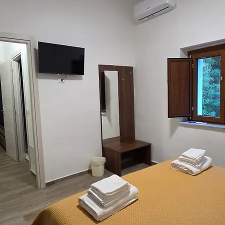 Bed & Breakfast Il Villino Dei 4 Castagni 3*